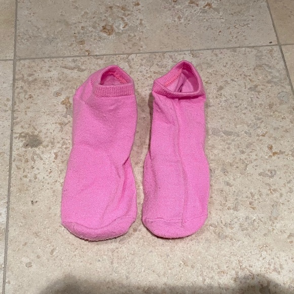 SOLD - Bundle of 6 Bright Color No-Show Socks - Picture 5 of 7